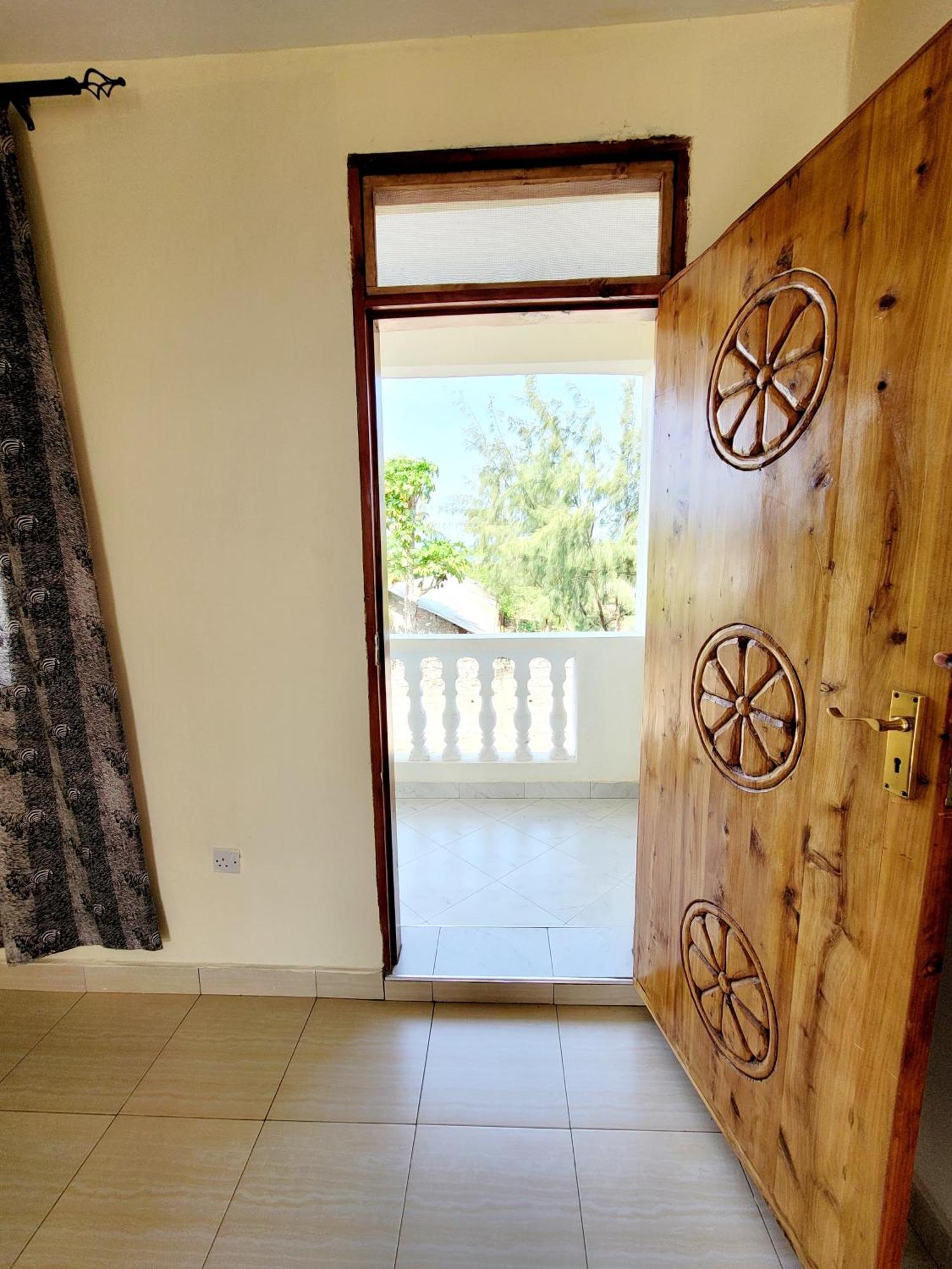 Casuarina Lounge Hotel Malindi Buitenkant foto